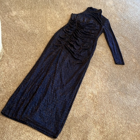 Evening gown - Picture 3 of 4